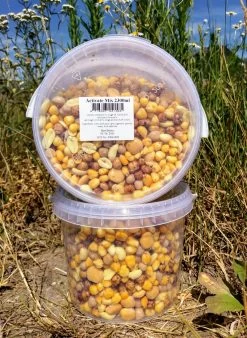 Particle Buckets 2.3 L -Fishing Gear Deals Store 9bb329355ca9e438